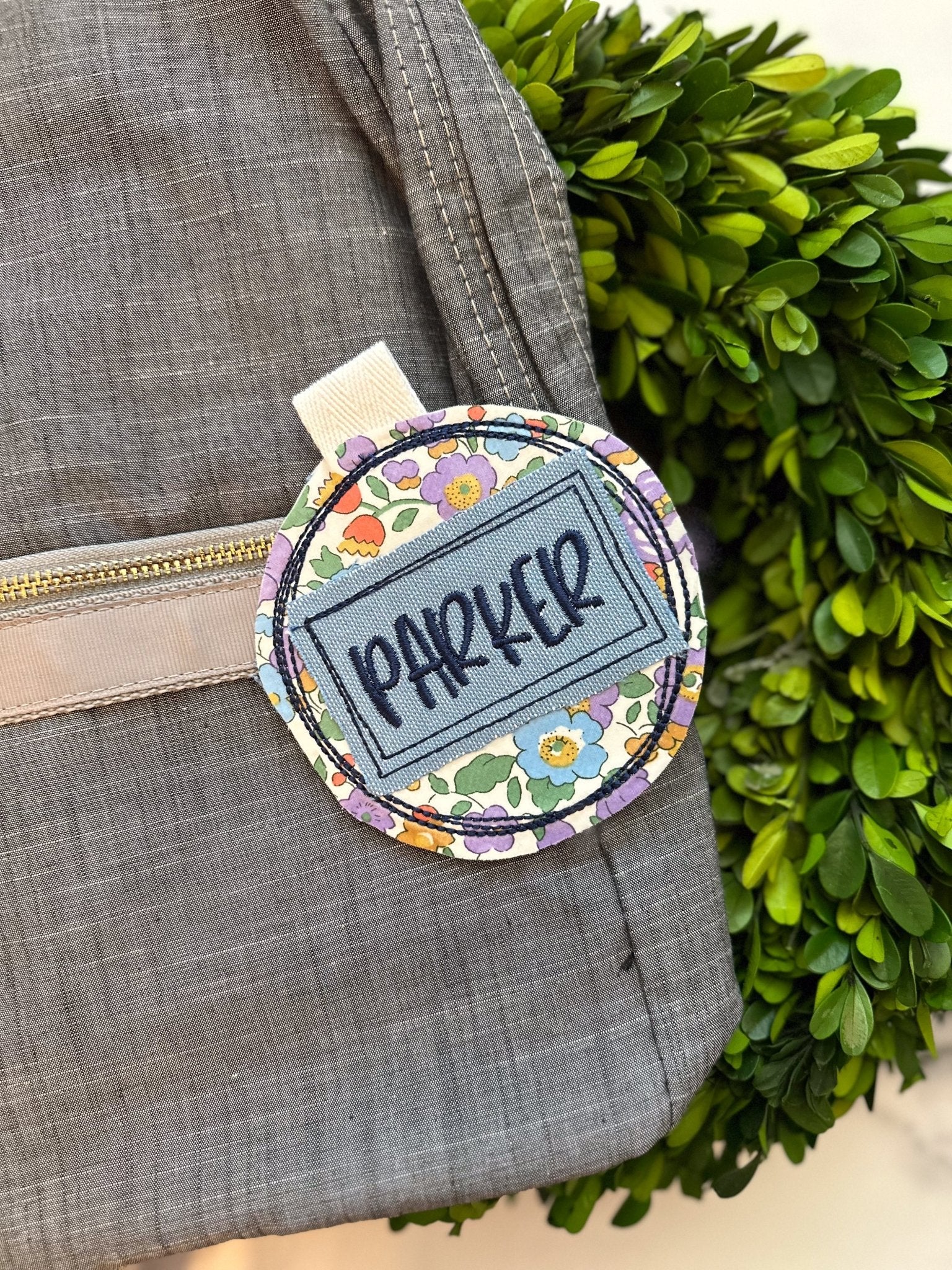 Circle Floral Bag Tag - Caroline Calligraphie