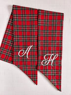 Christmas Wreath Sash - Caroline Calligraphie