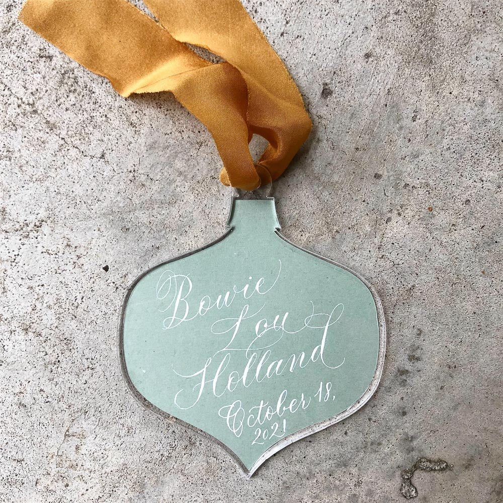 Bauble Calligraphy Ornament - Caroline Calligraphie